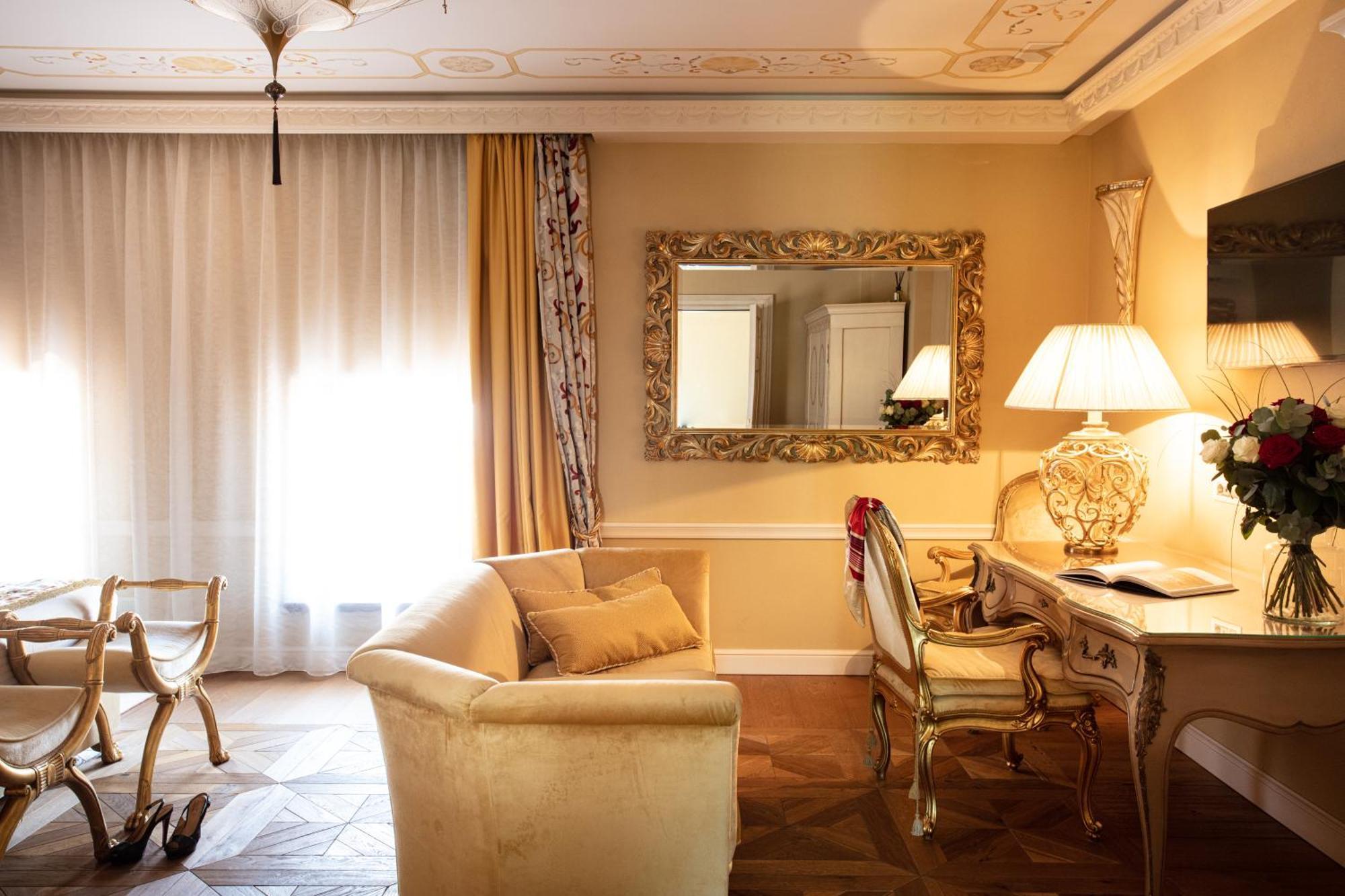 Villa Della Torre フマーネ 部屋 写真